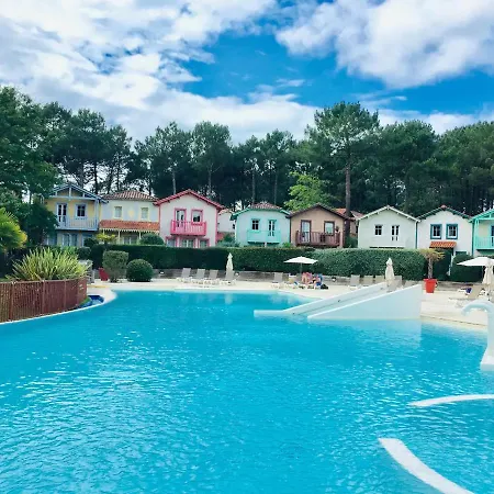 Un Nid Dans La Pinede Holiday home